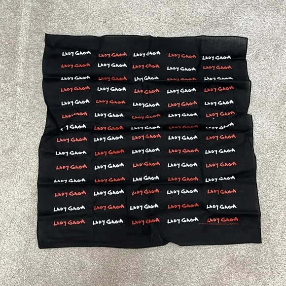 Lady GaGa born this way tour memorabilia- bracelet and bandana - Picture 3 of 4